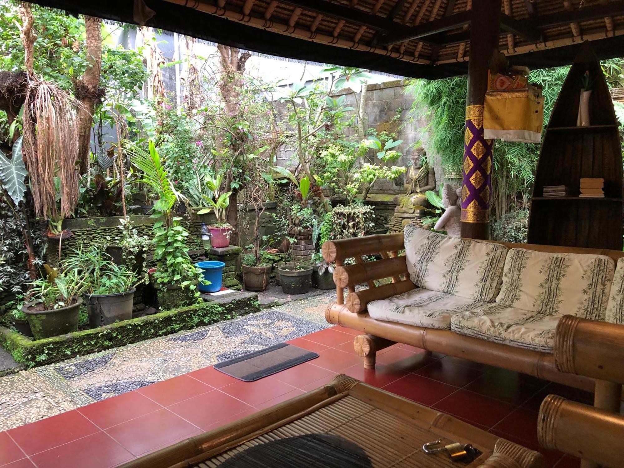1Bd Guest House In Family Compound1, 15 Minute Walk To Yoga Barn Ubud Exteriér fotografie